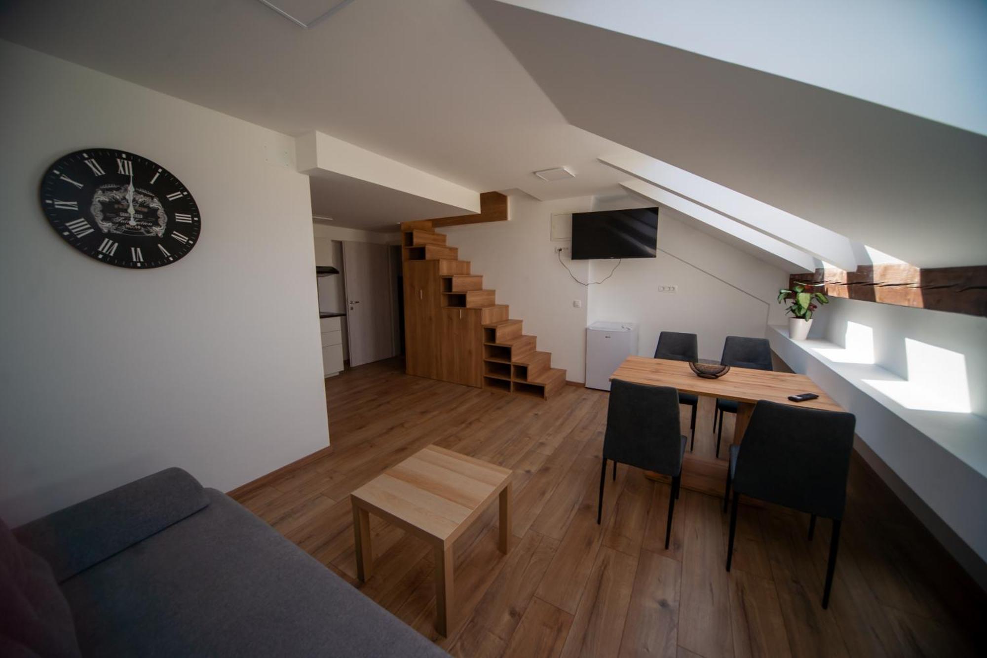 Sport Apartments Radovljica Ngoại thất bức ảnh